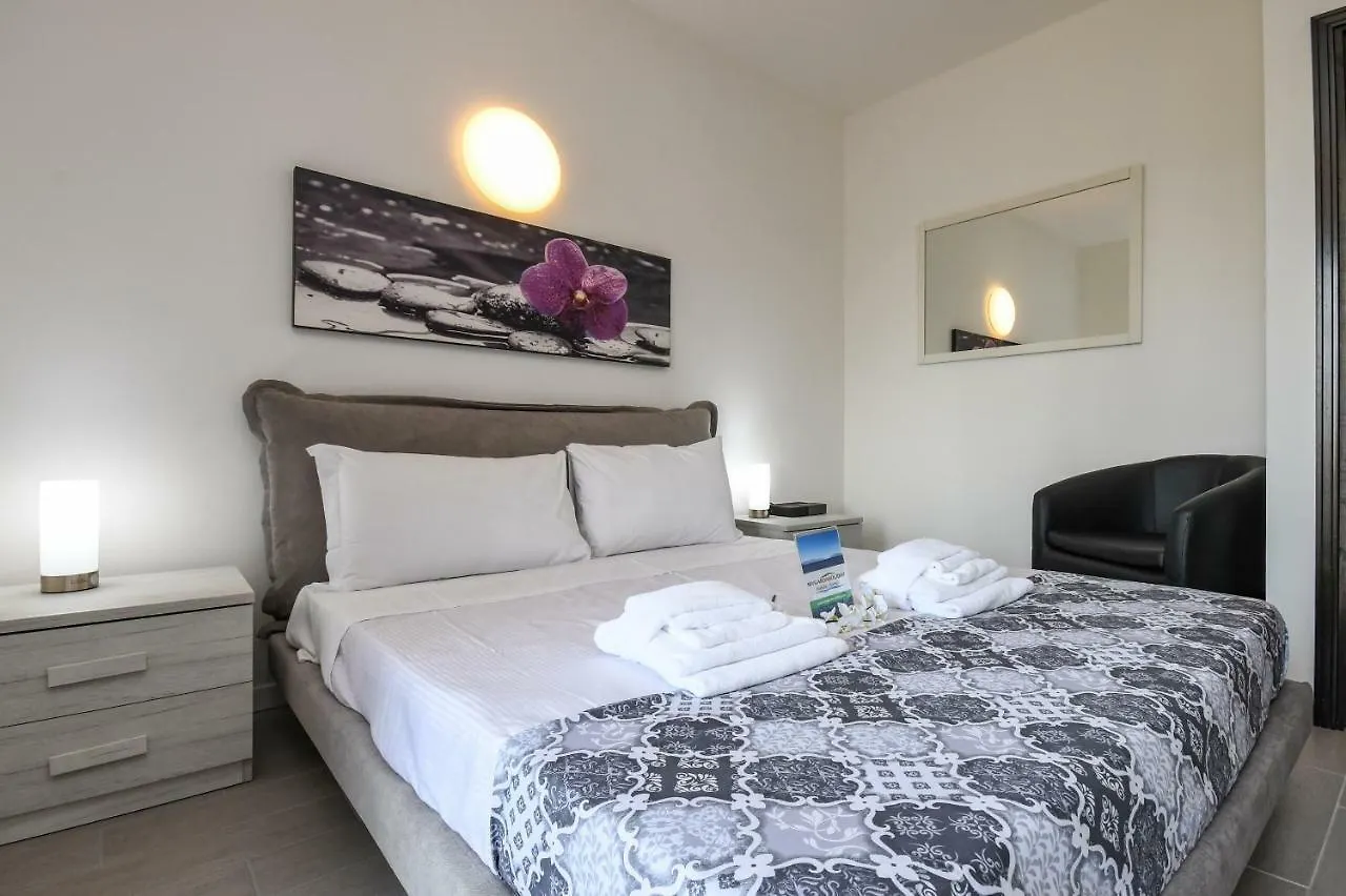 Holiday Sirmione Apartments